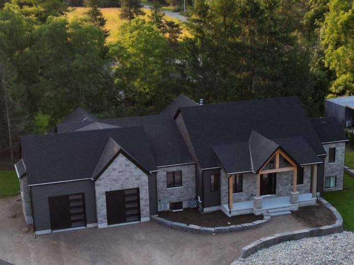 Custom Homes, Cambridge<br/>Exceptional Custom Homes, Cambridge<br/>Fantastic Custom Homes, Cambridge